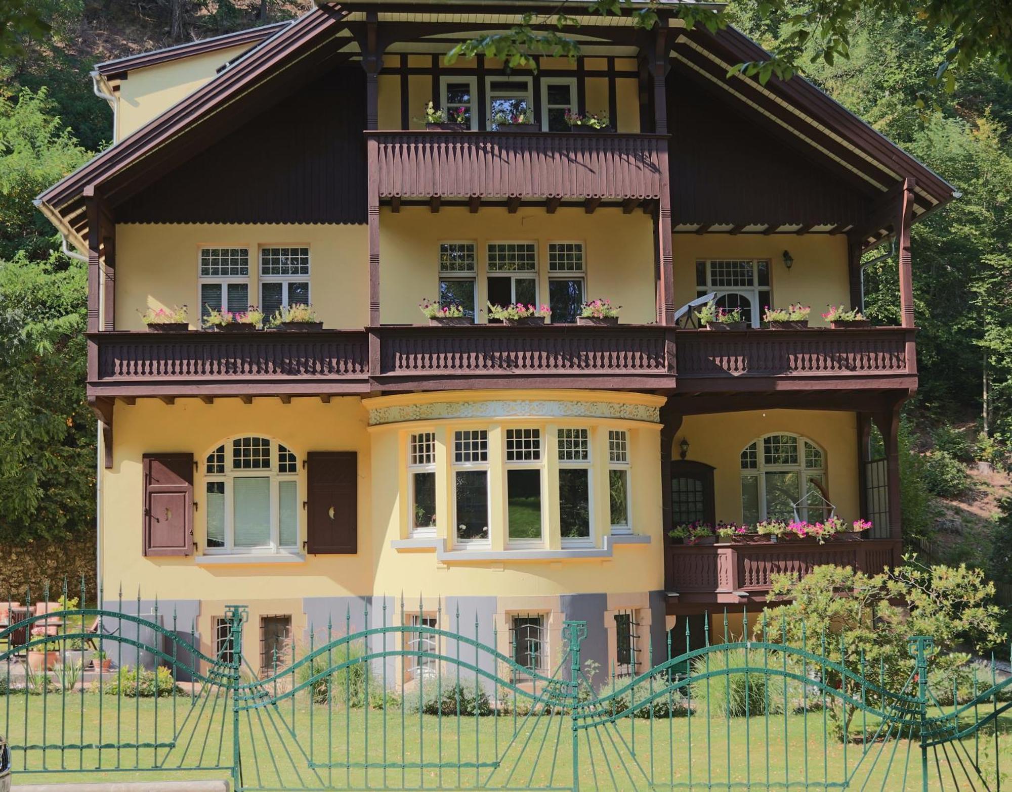 Villa Liliengrund ไอเซนัค ภายนอก รูปภาพ